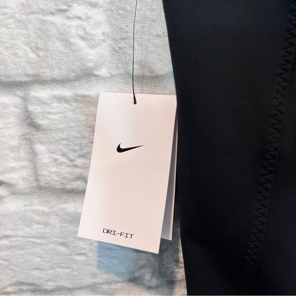 NWT Nike One - Women’s 3X High-Waisted Full-Length Split-Hem Leggings Training - Picture 14 of 15